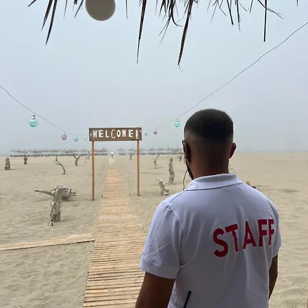 White Complex شاليه فيير